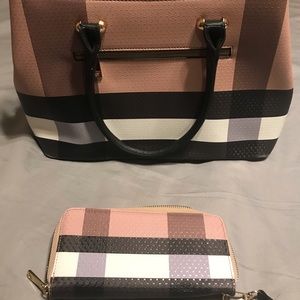 Large shoulder purse